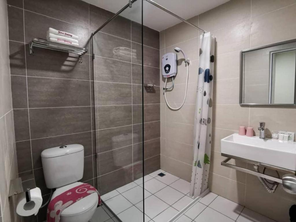 Hotel Holiday Кота Кинабалу Екстериор снимка